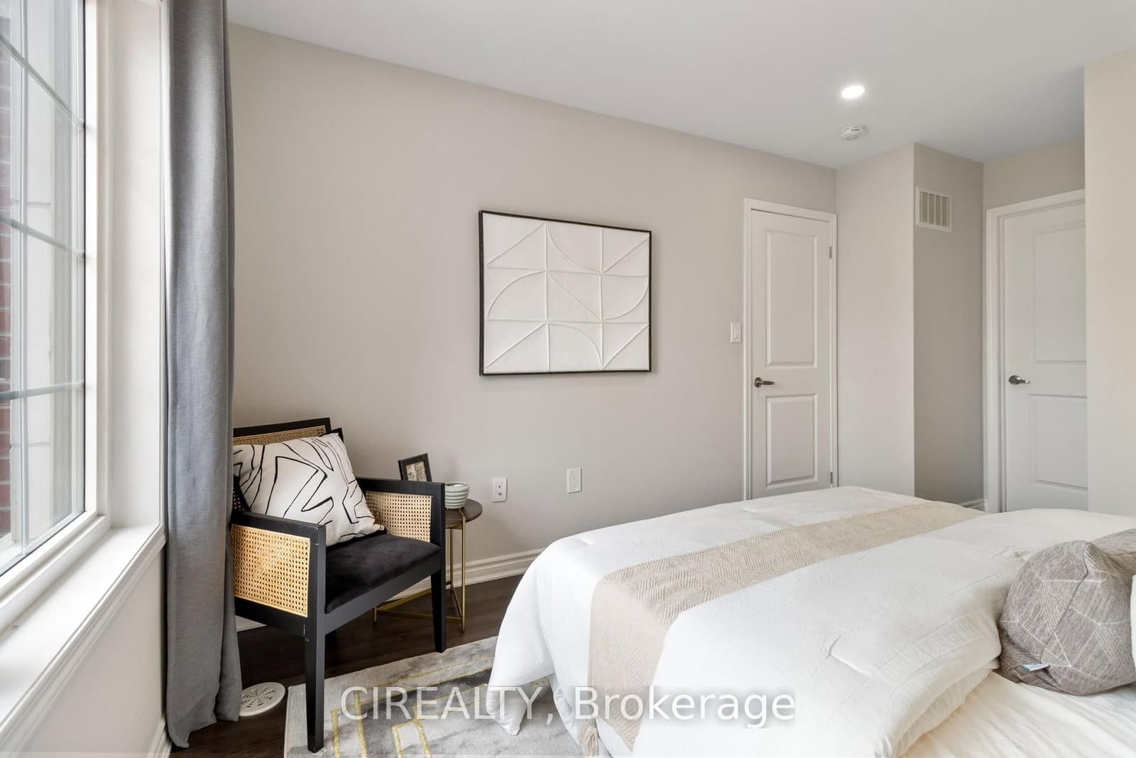 48 Casely Avenue thumbnail 23