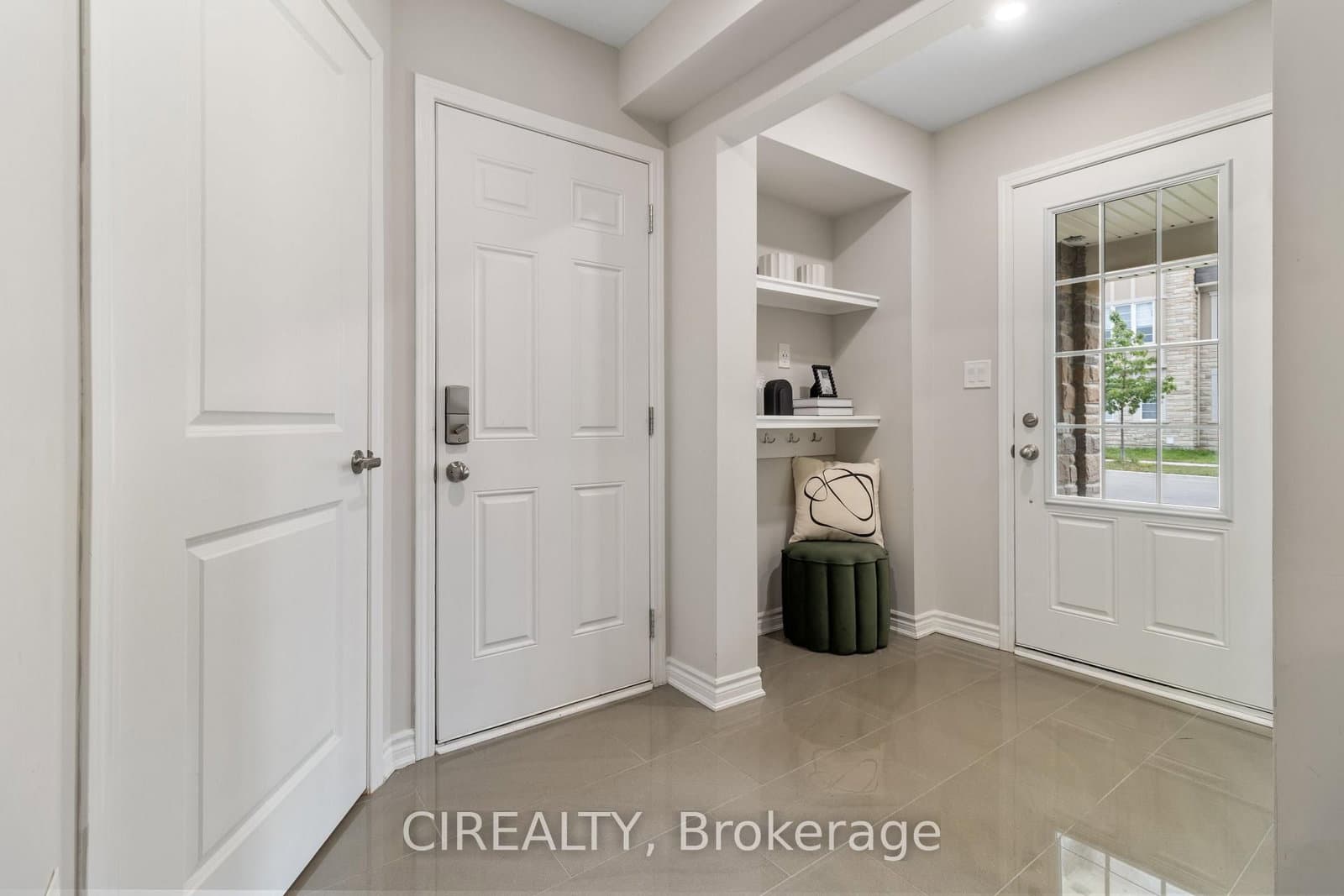 48 Casely Avenue thumbnail 32