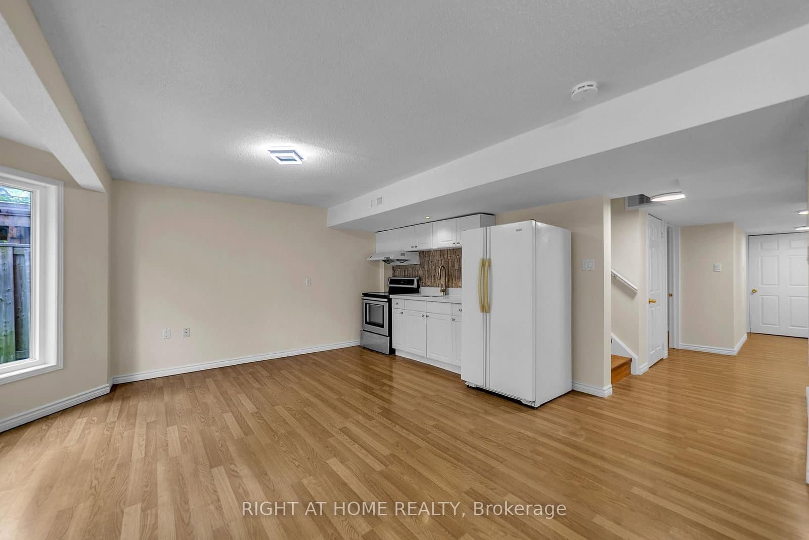 47 Medoc ( Basement) Place thumbnail 10