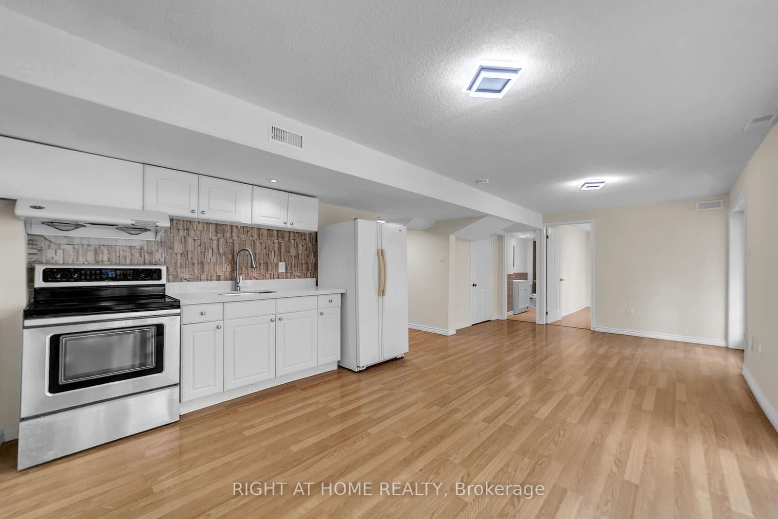 47 Medoc ( Basement) Place thumbnail 9