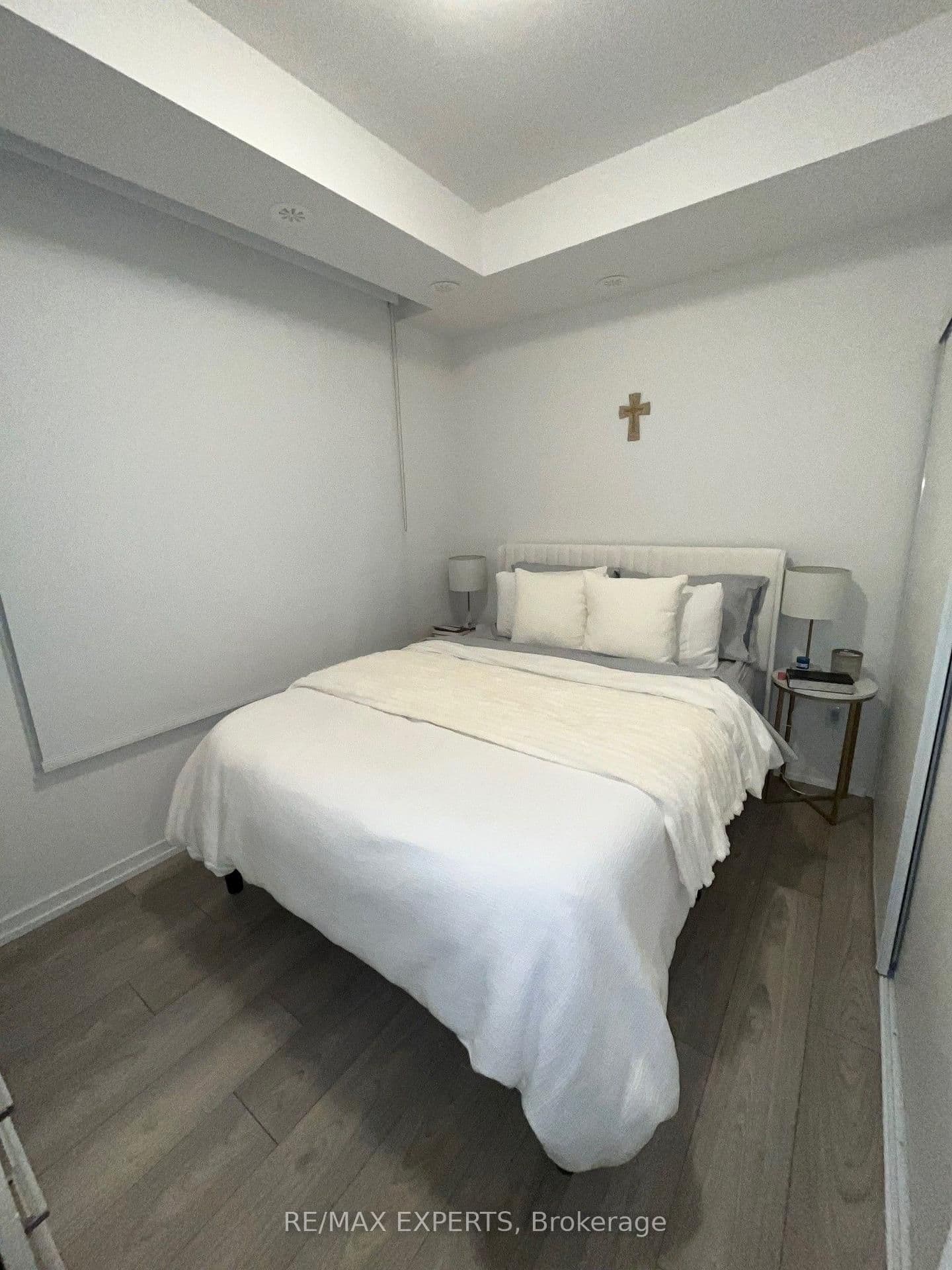 14 Lytham Green Circle, Unit 27 thumbnail 17
