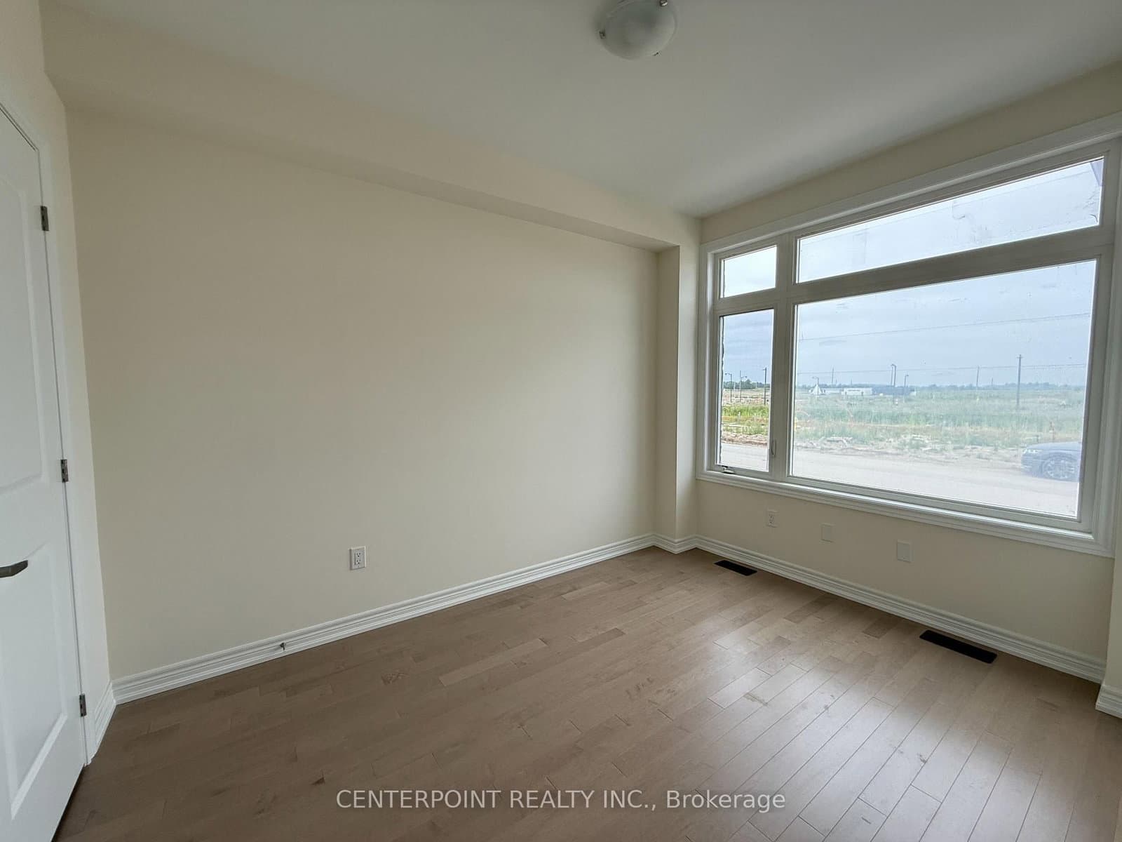 42 Selina Rose Street S, Unit 107-4 thumbnail 3