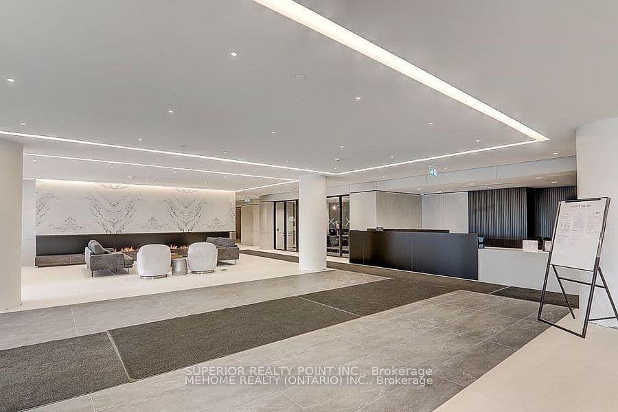 30 Upper Mall Way, Unit 3310 thumbnail 17