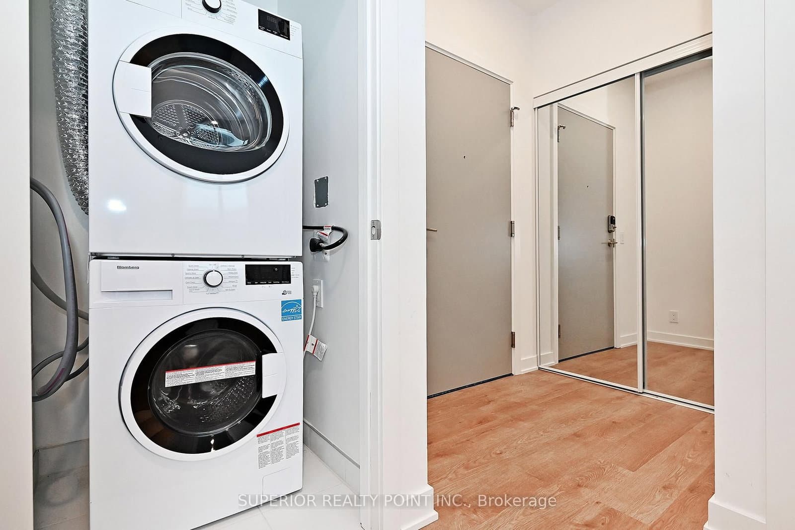 30 Upper Mall Way, Unit A214 thumbnail 39