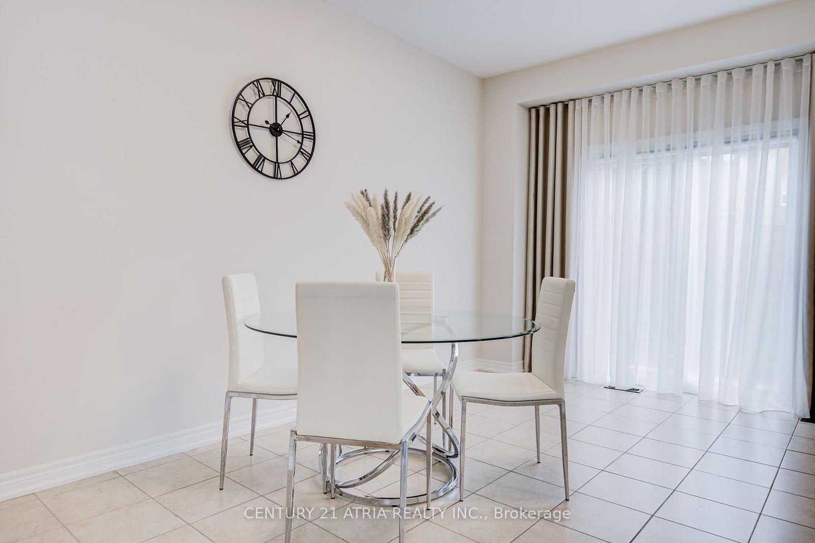 25 Matthewson Avenue thumbnail 16