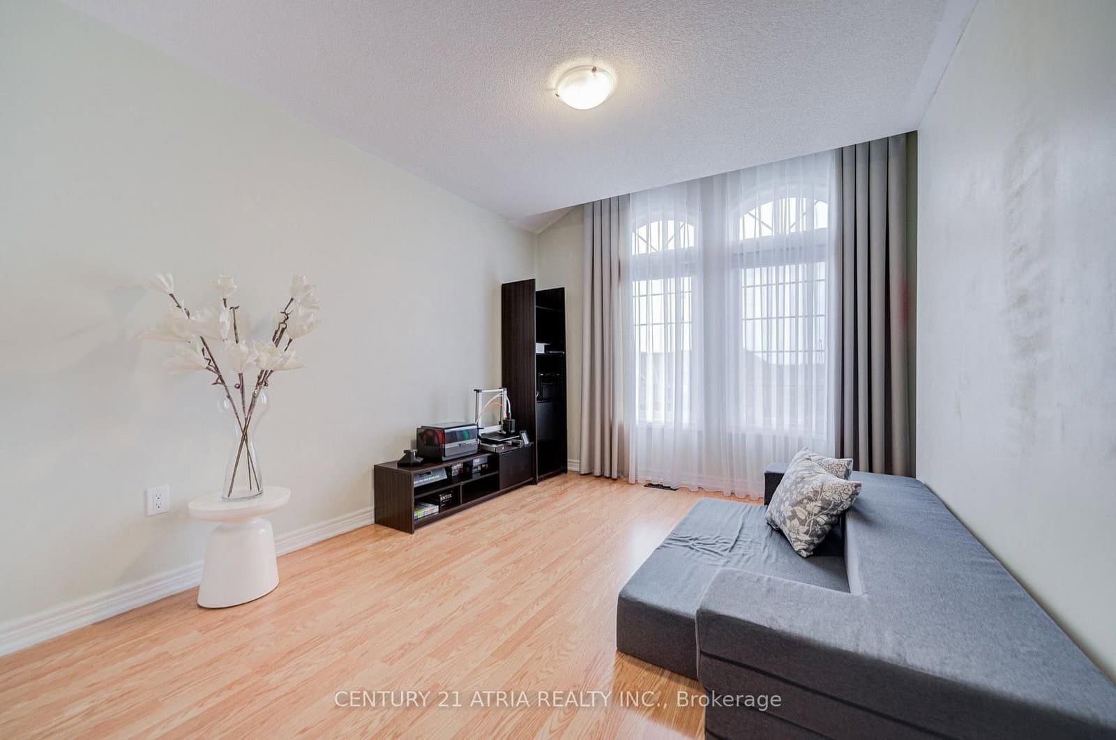 25 Matthewson Avenue thumbnail 27
