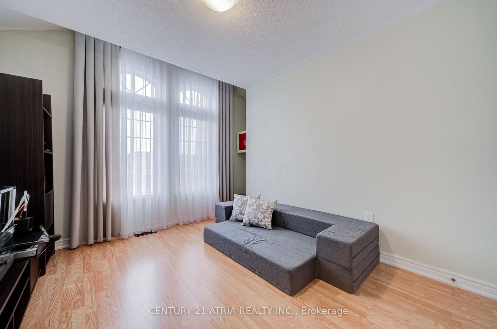 25 Matthewson Avenue thumbnail 28