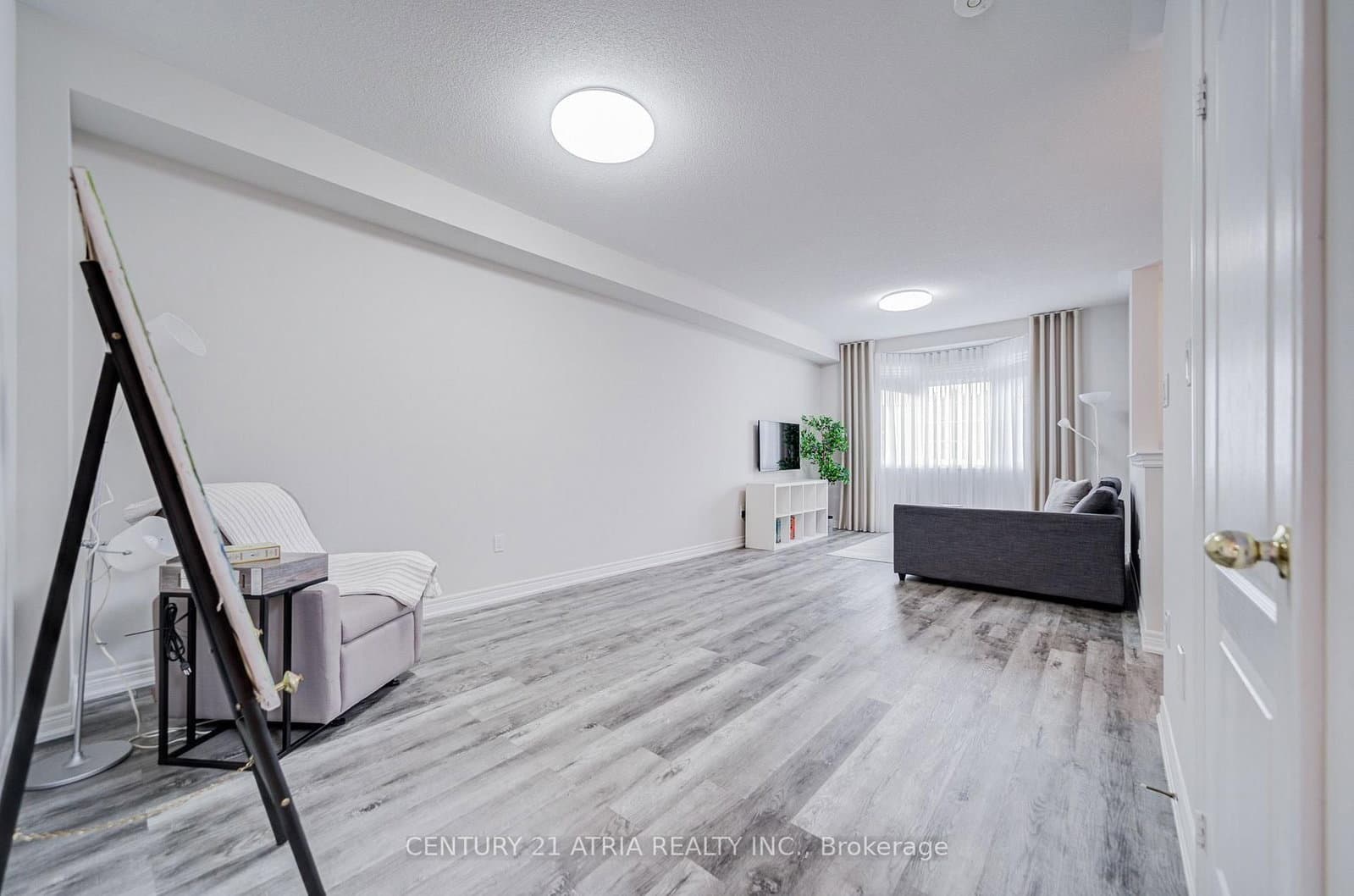 25 Matthewson Avenue thumbnail 8