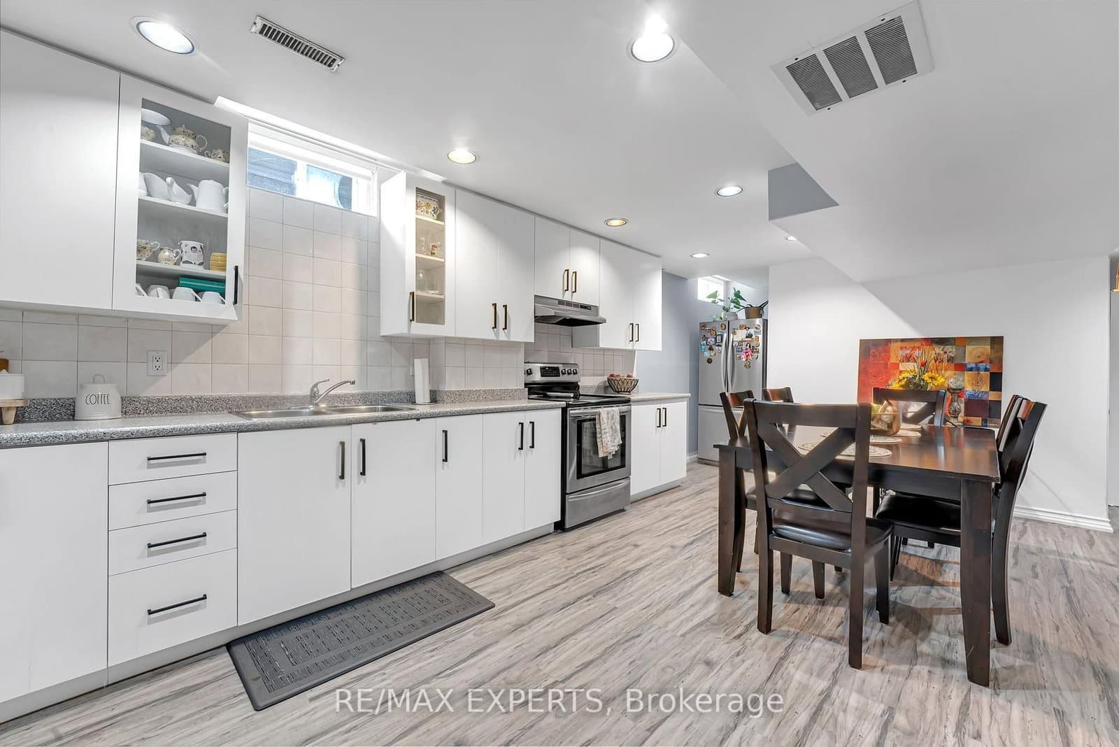 212 Bordeaux Drive thumbnail 42