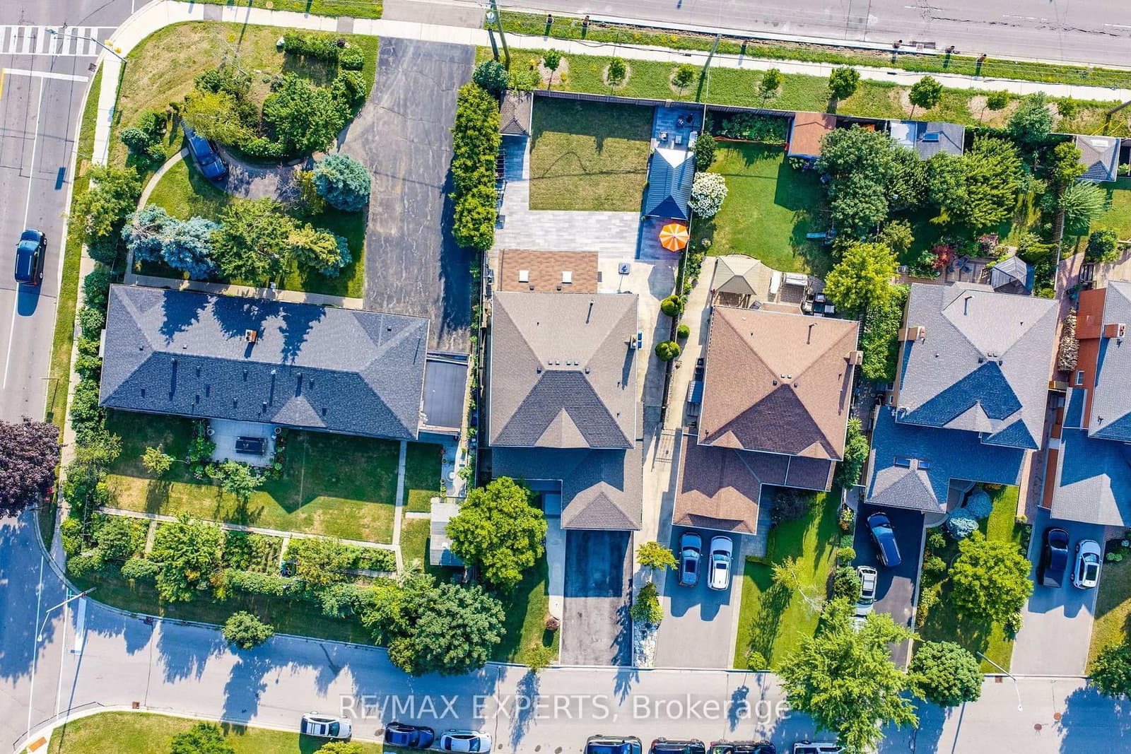 212 Bordeaux Drive thumbnail 47
