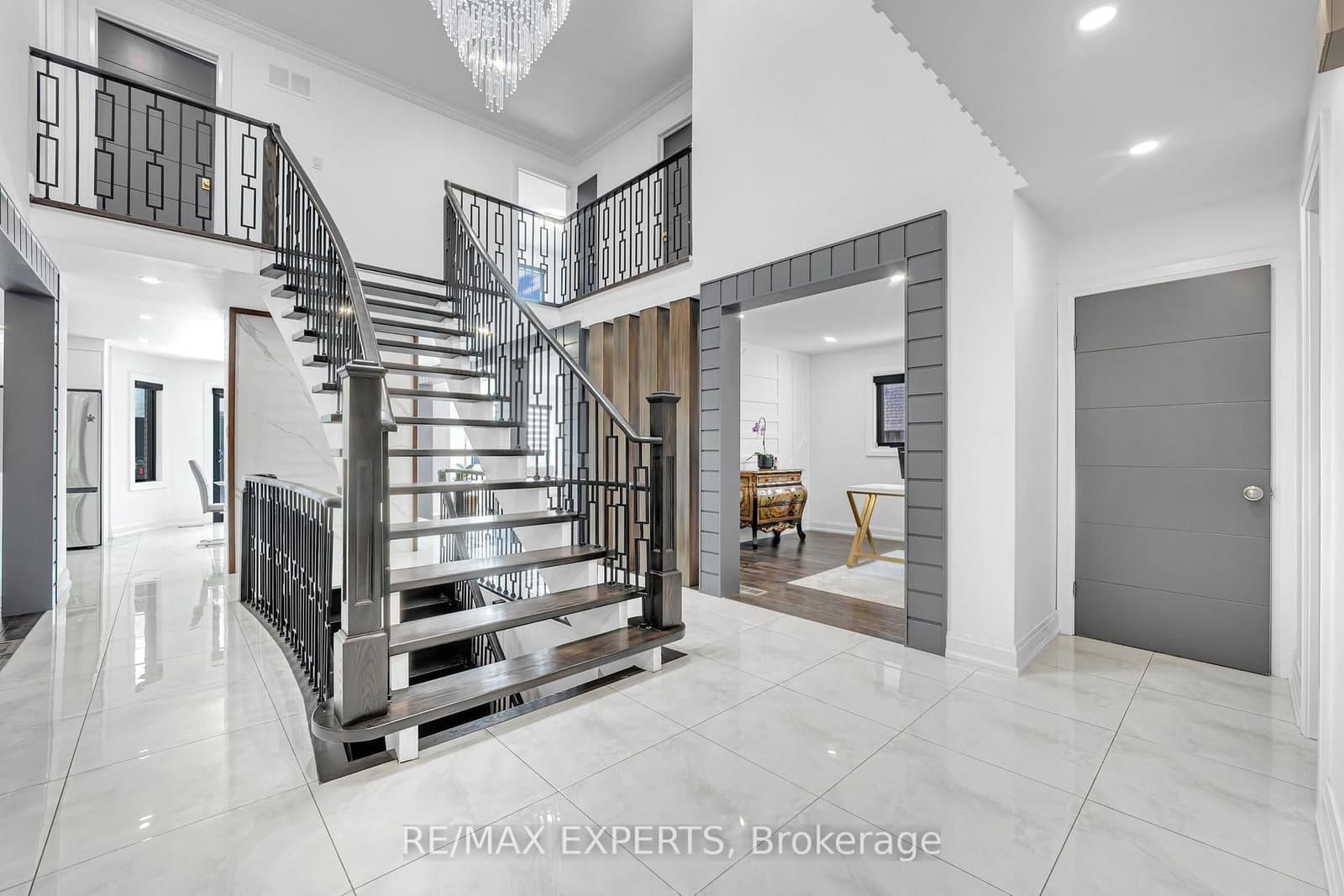 212 Bordeaux Drive thumbnail 6