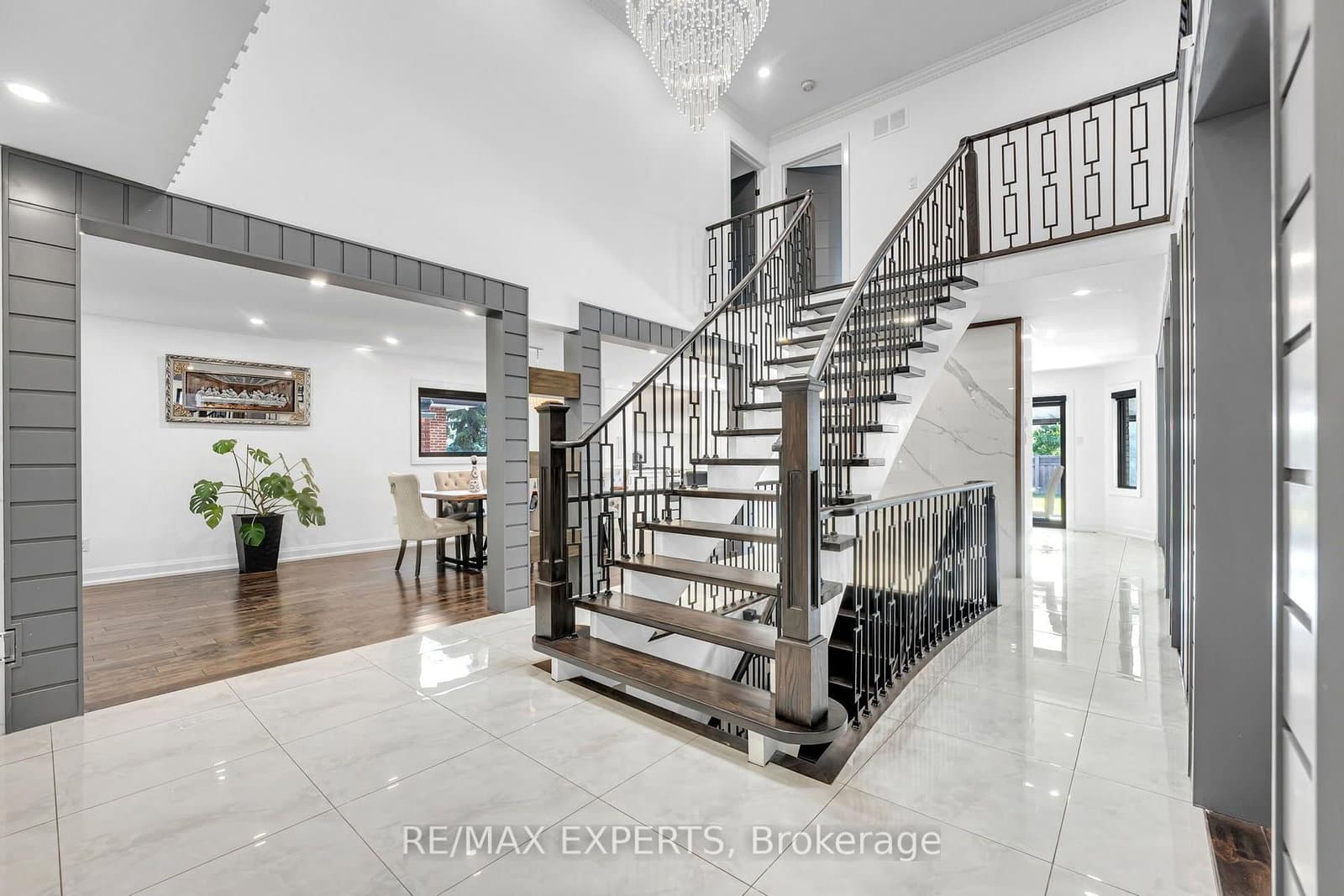 212 Bordeaux Drive thumbnail 9