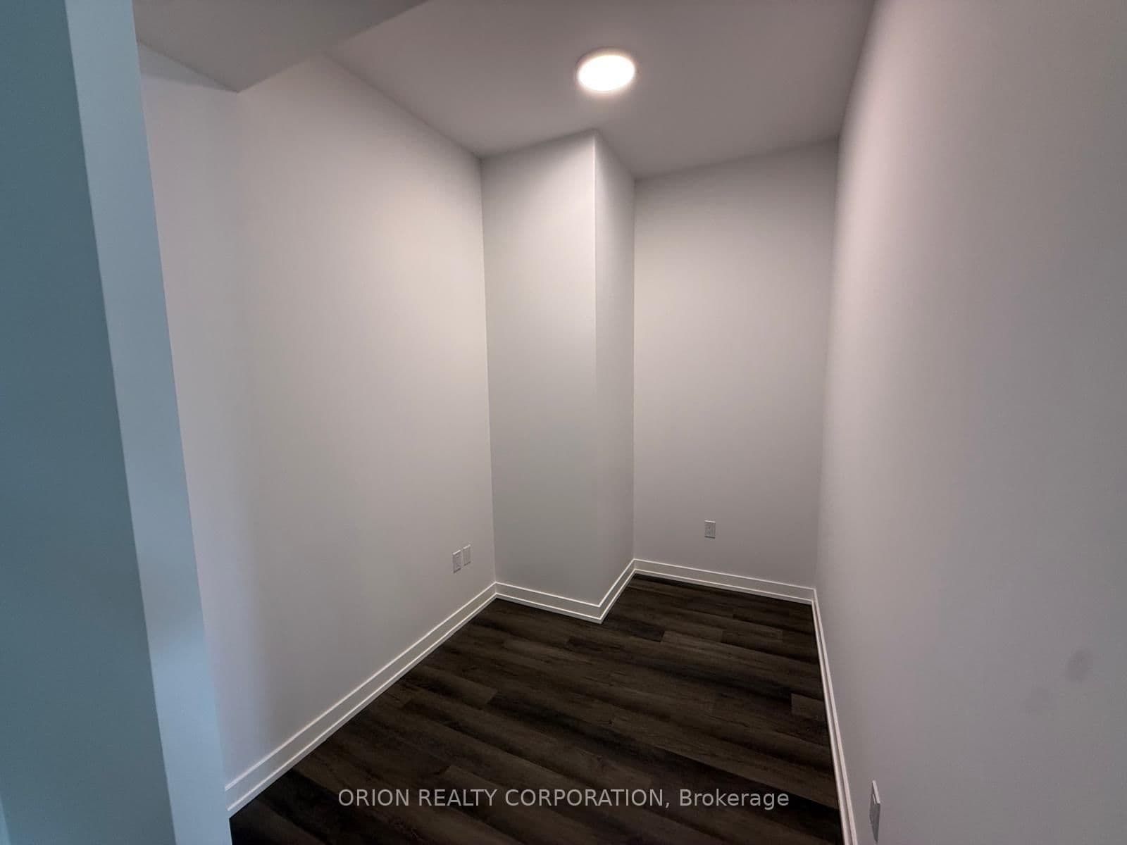 21 Meadowdale Road, Unit 305 thumbnail 10