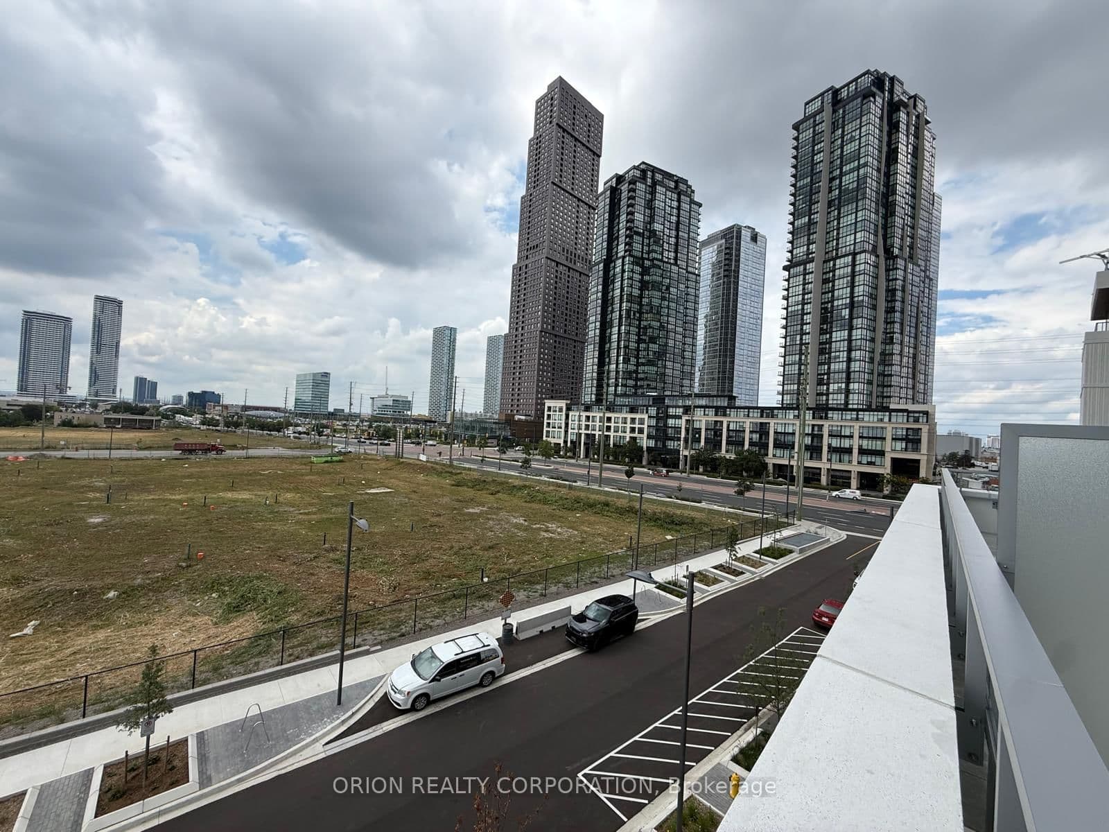 21 Meadowdale Road, Unit 305 thumbnail 15