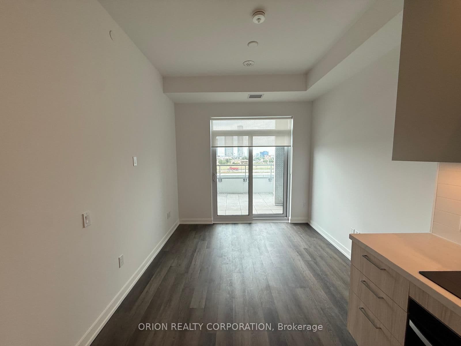 21 Meadowdale Road, Unit 305 thumbnail 4