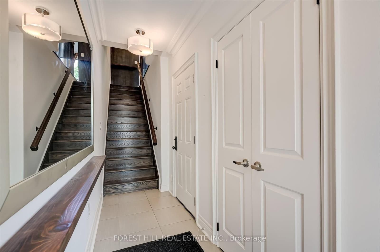 111 Powseland Crescent thumbnail 3