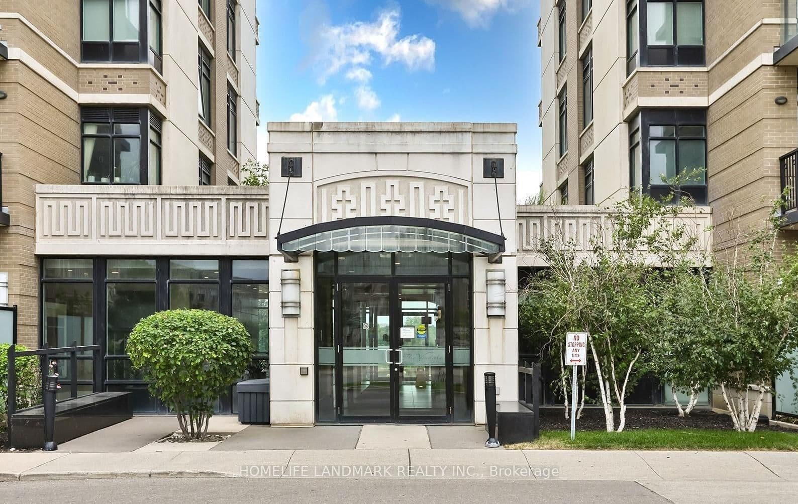 131 Upper Duke Crescent, Unit 410 thumbnail 3
