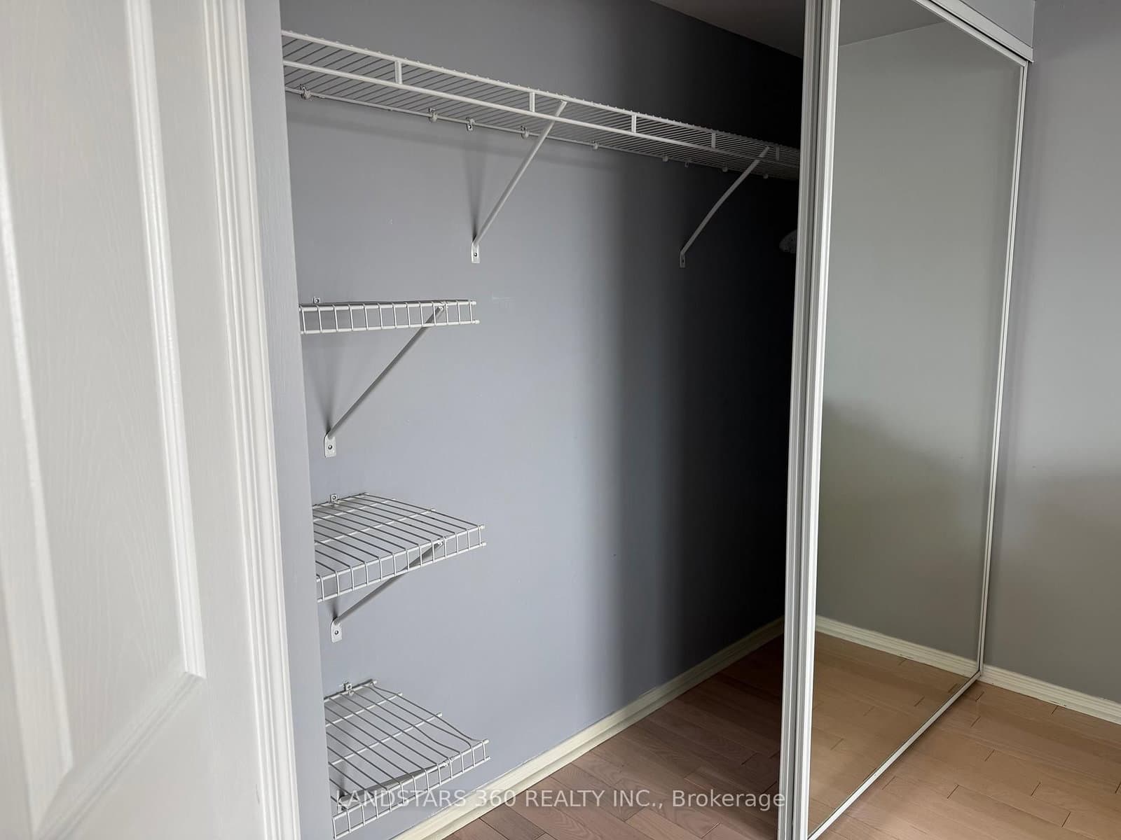 39 Oneida Crescent, Unit 906 thumbnail 5