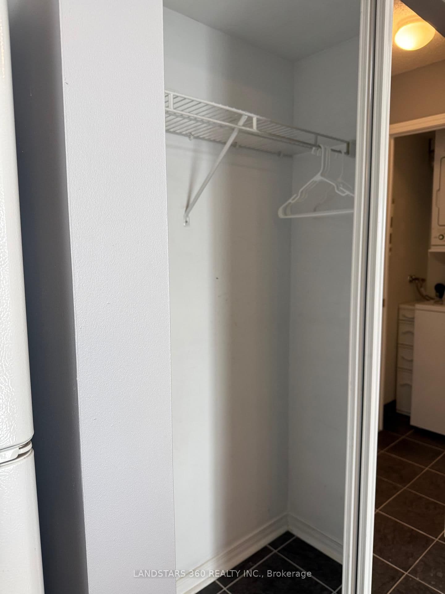 39 Oneida Crescent, Unit 906 thumbnail 6
