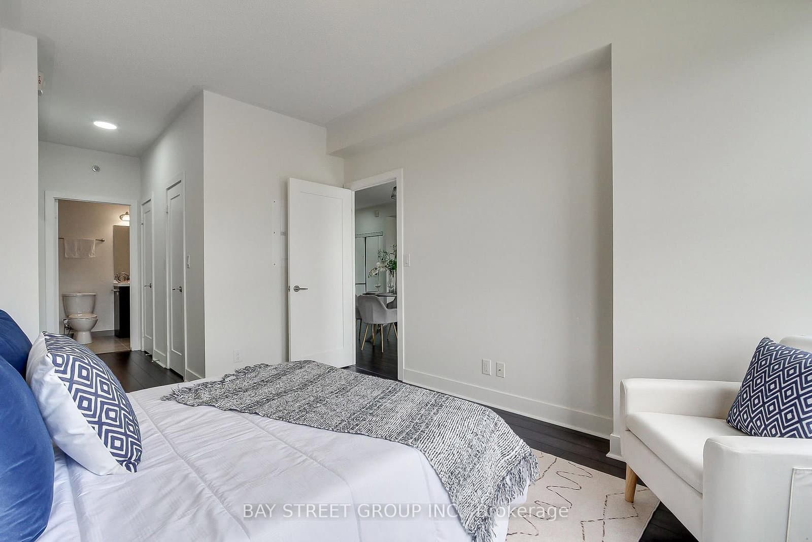 28 Prince Regent Street, Unit PH8 thumbnail 16