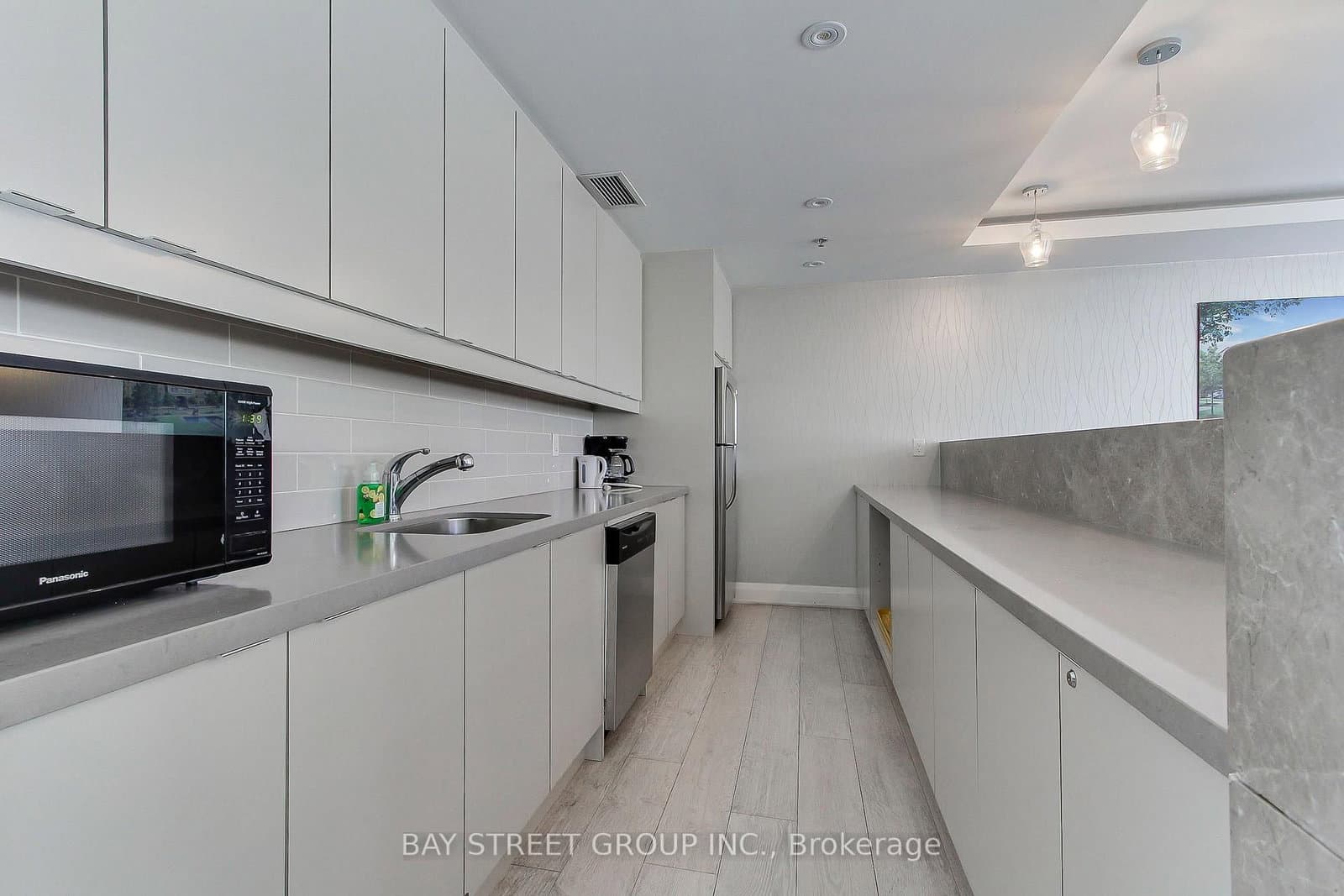 28 Prince Regent Street, Unit PH8 thumbnail 34