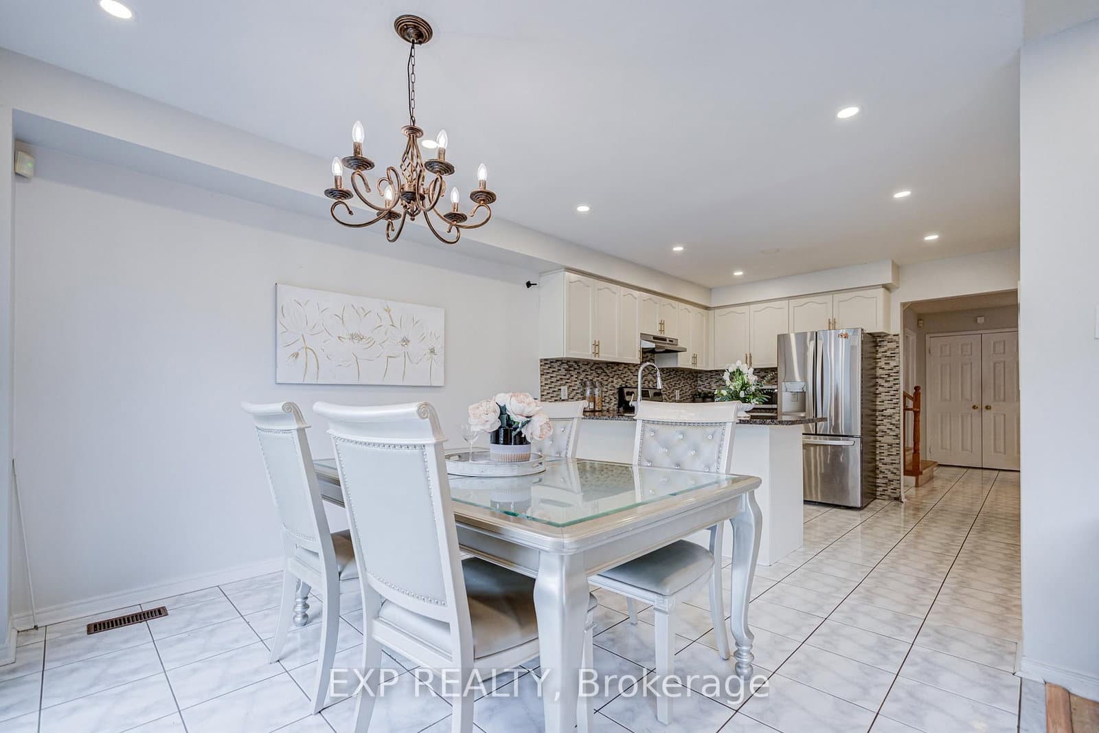 211 Sophia Road thumbnail 9