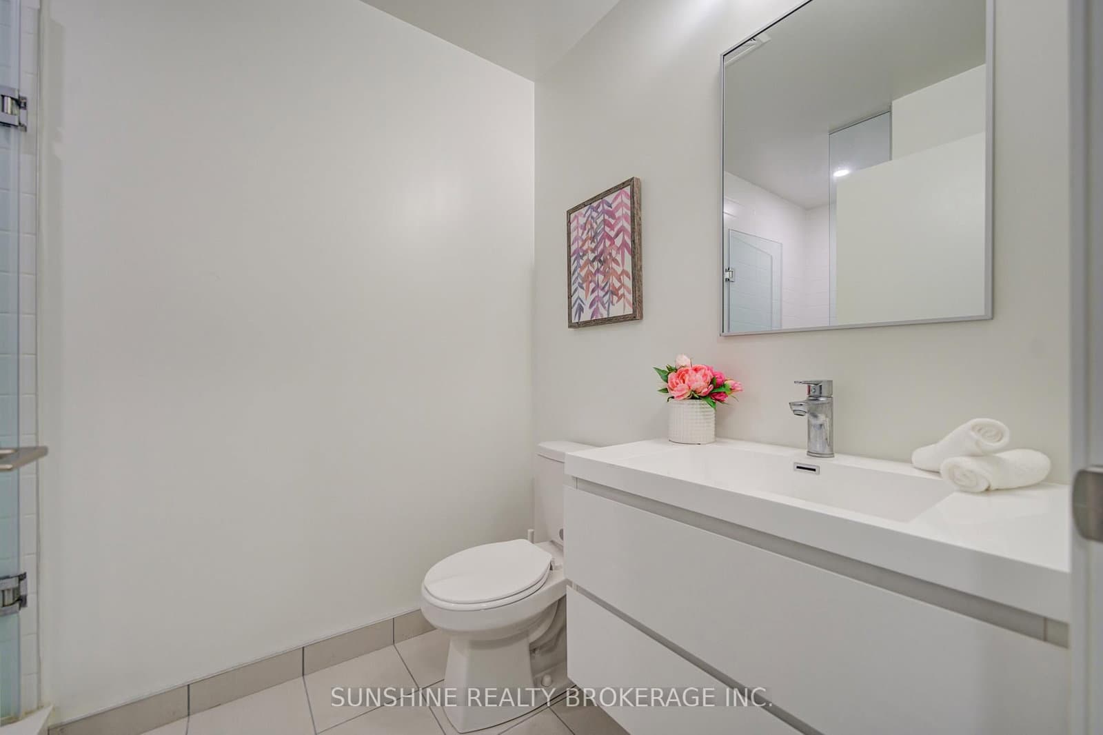 38 Simcoe Promenade, Unit 311 thumbnail 32