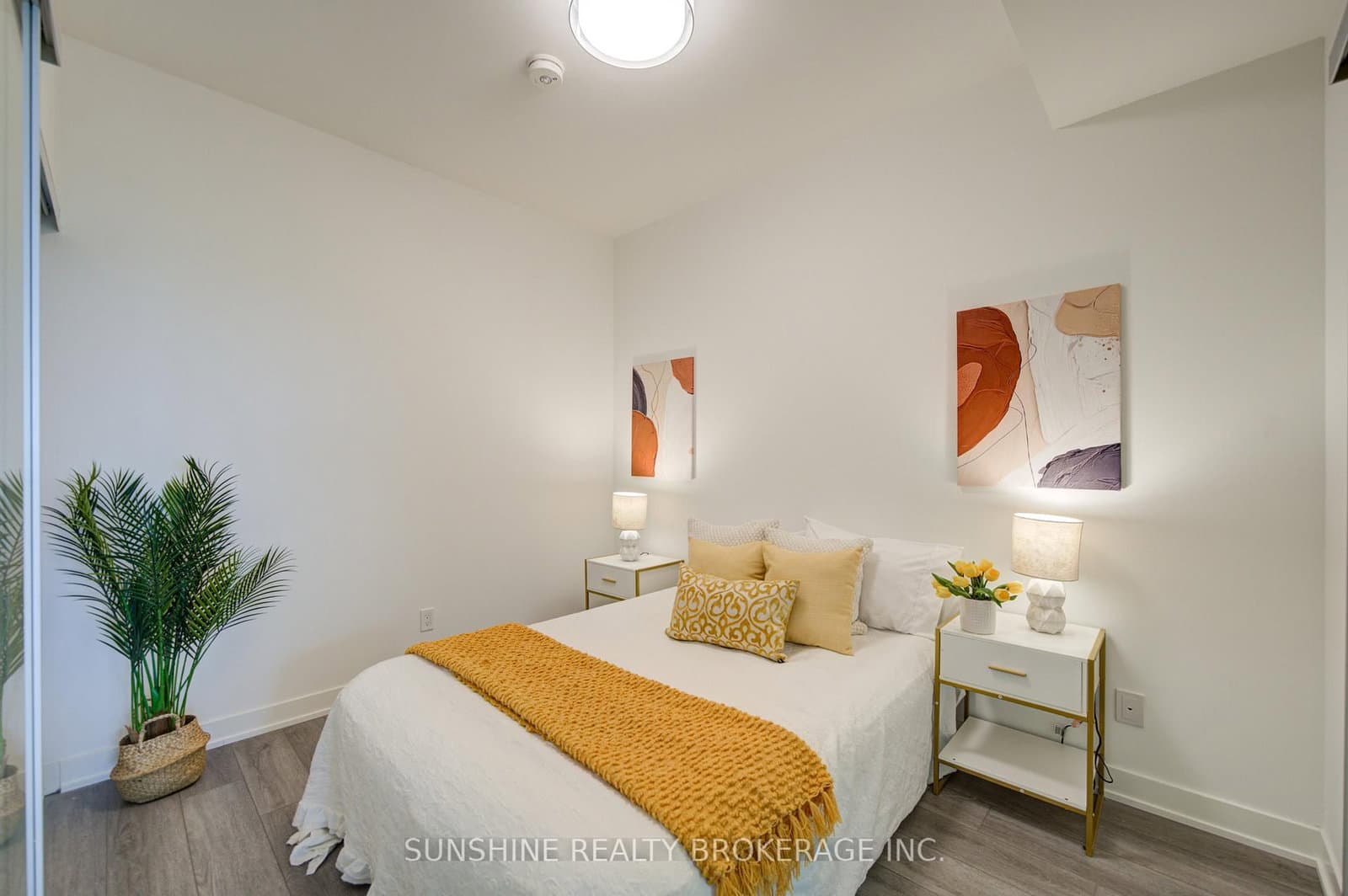 38 Simcoe Promenade, Unit 311 thumbnail 33