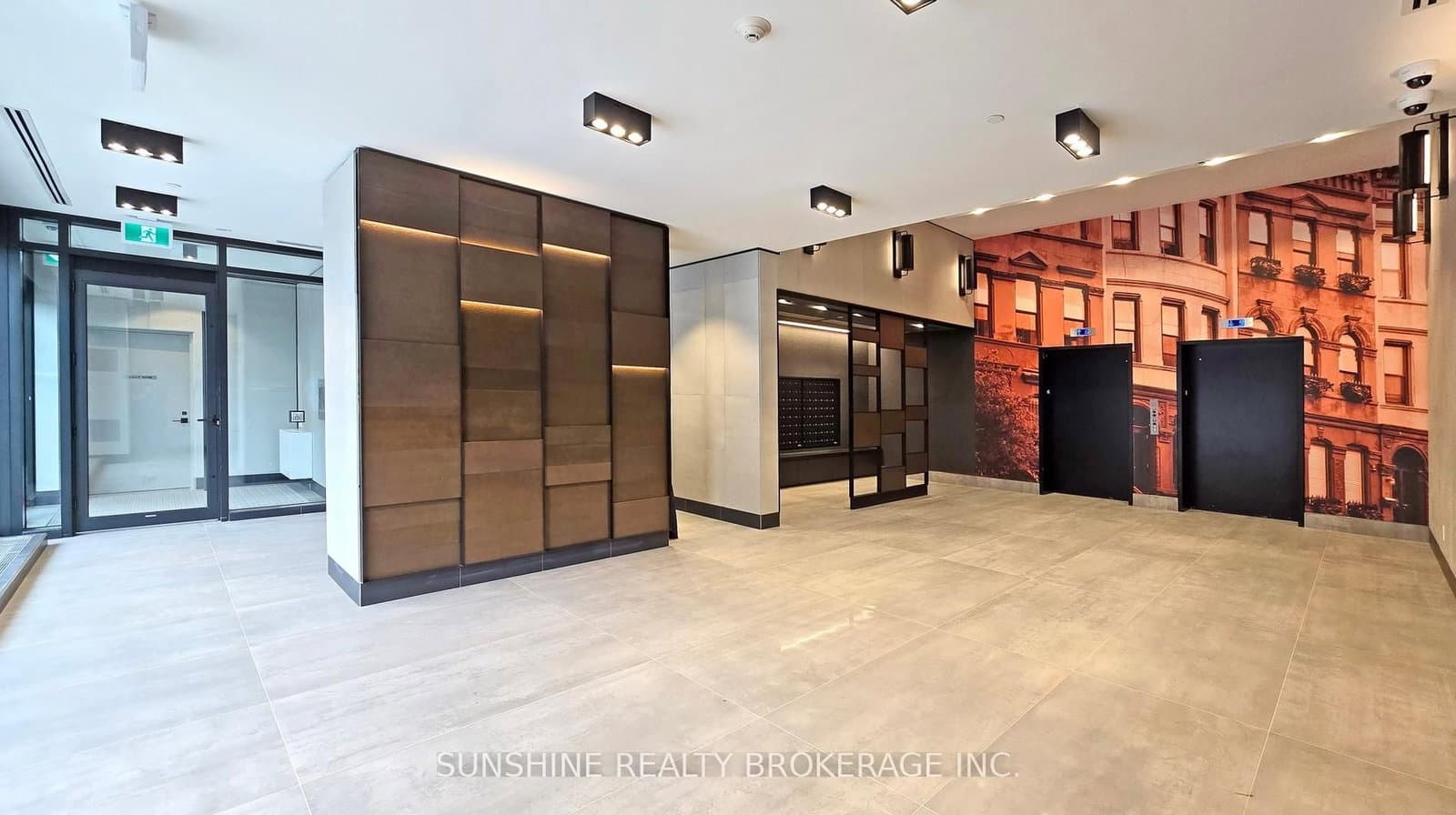 38 Simcoe Promenade, Unit 311 thumbnail 4