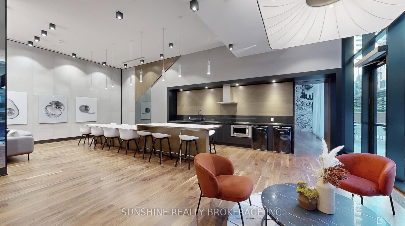 38 Simcoe Promenade, Unit 311 thumbnail 9