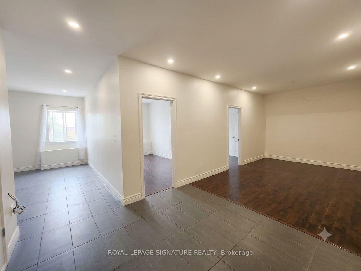 15 Barrie Street, Unit Upper 1 - Image 1