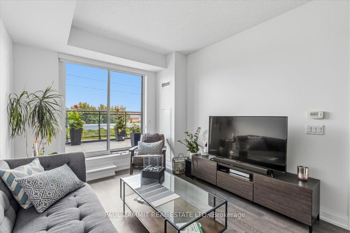 7890 Bathurst Street, Unit 203 thumbnail 10