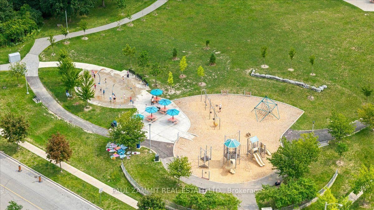 7890 Bathurst Street, Unit 203 thumbnail 24