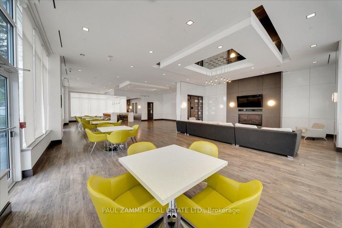 7890 Bathurst Street, Unit 203 thumbnail 37
