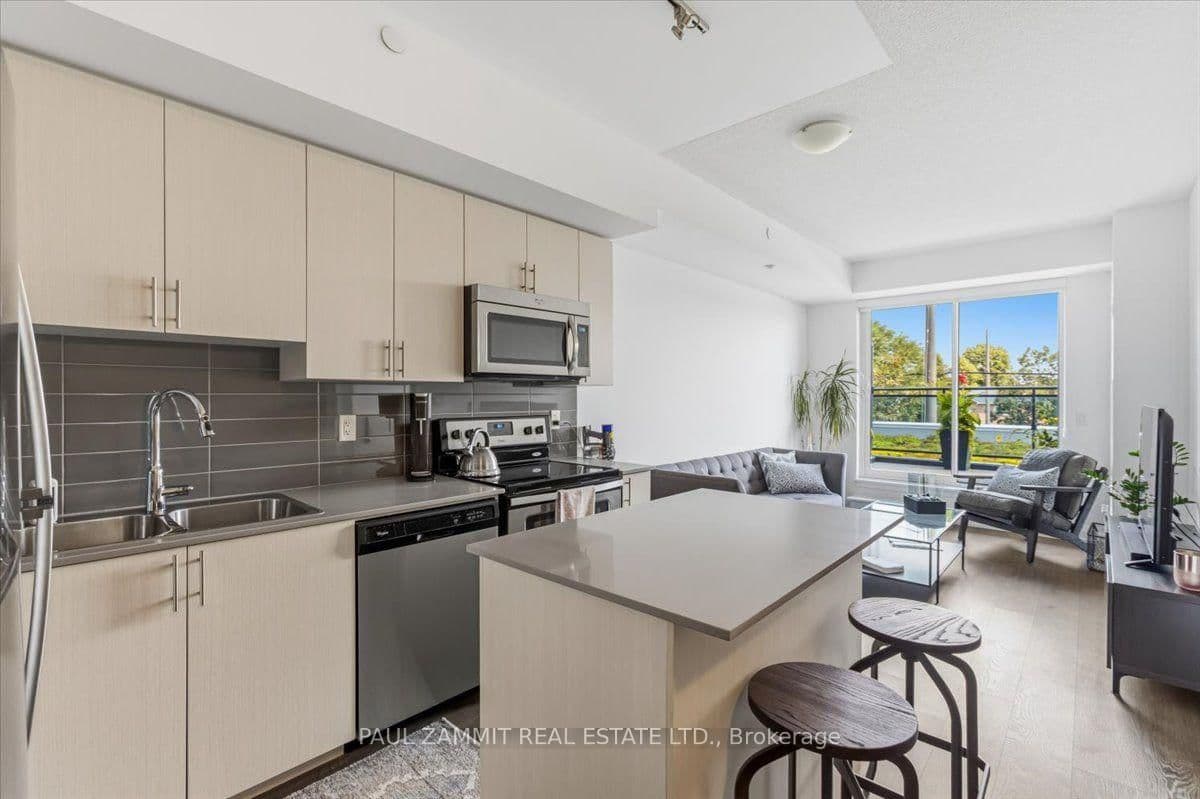 7890 Bathurst Street, Unit 203 thumbnail 4