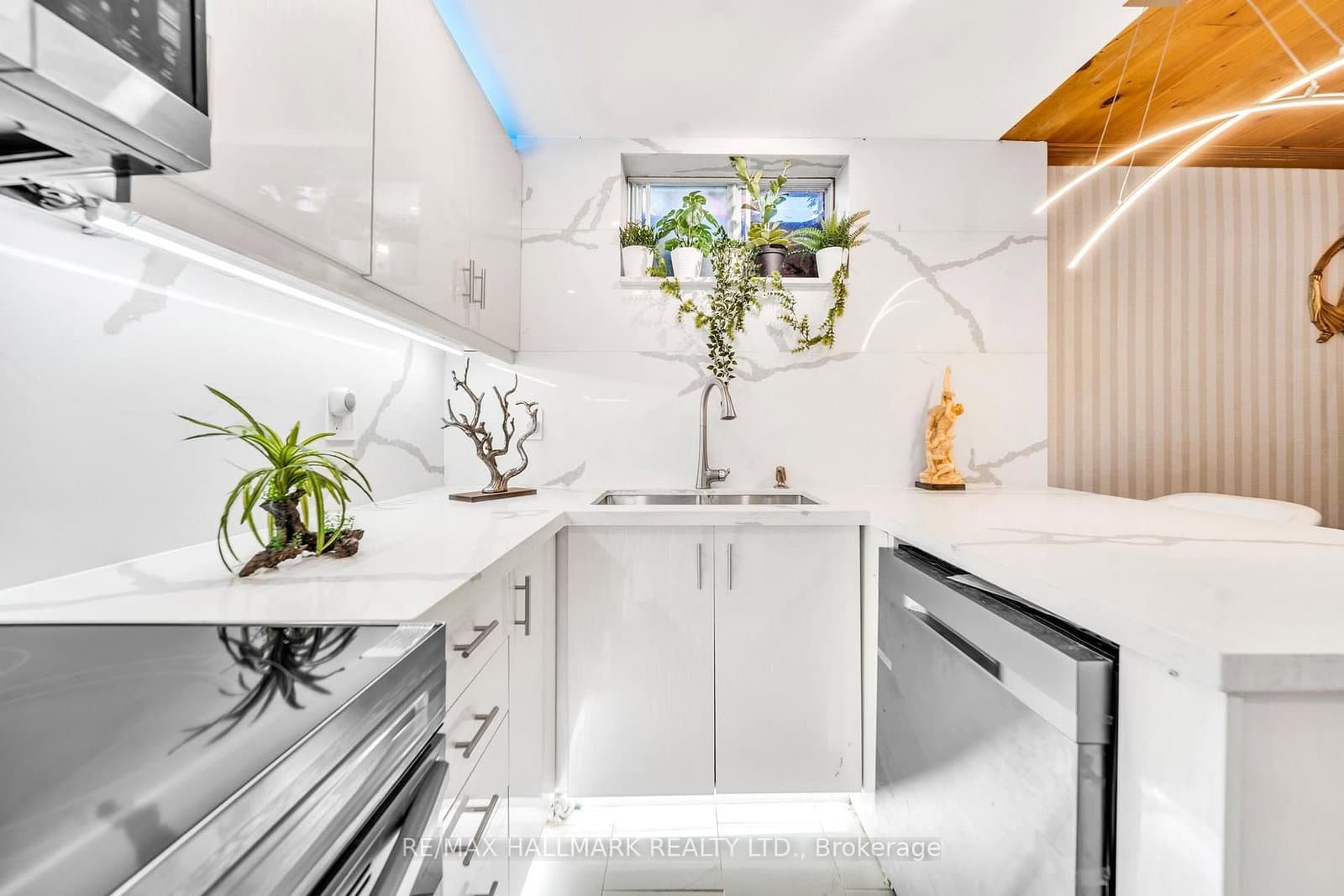 268 Pasadena Drive thumbnail 22