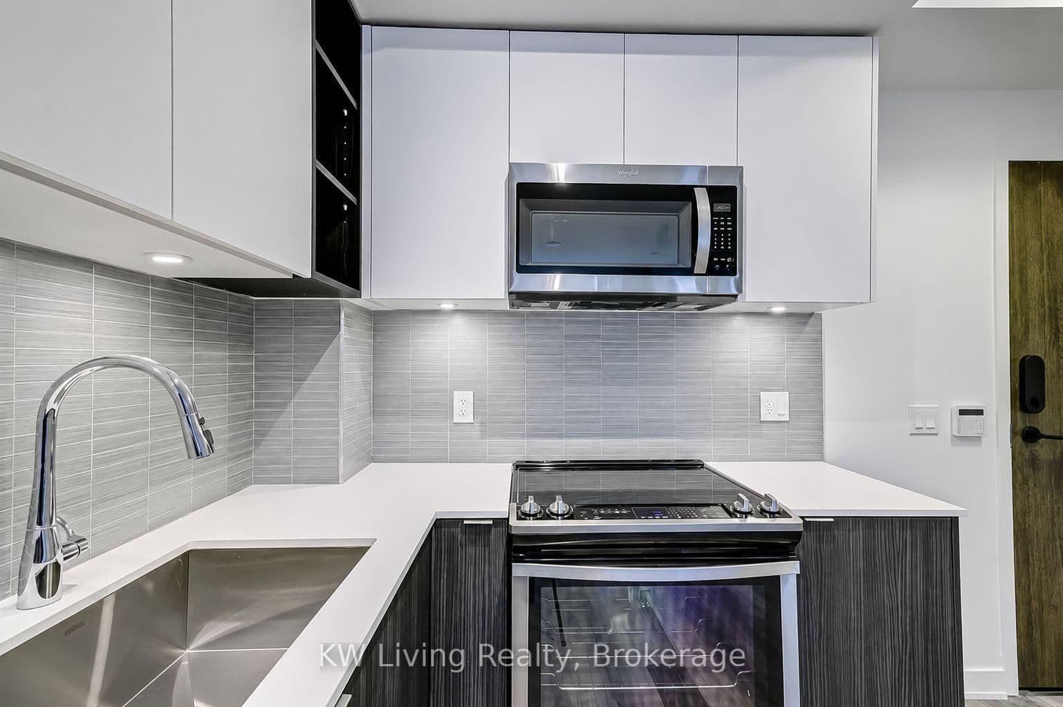100 Eagle Rock Way, Unit 307 thumbnail 3