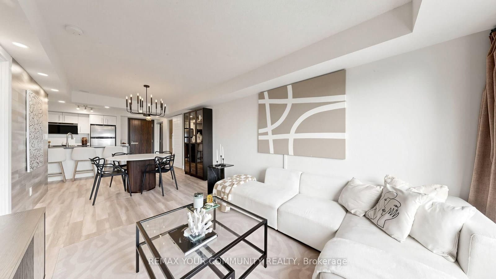 273 South Park Road, Unit 215 thumbnail 11