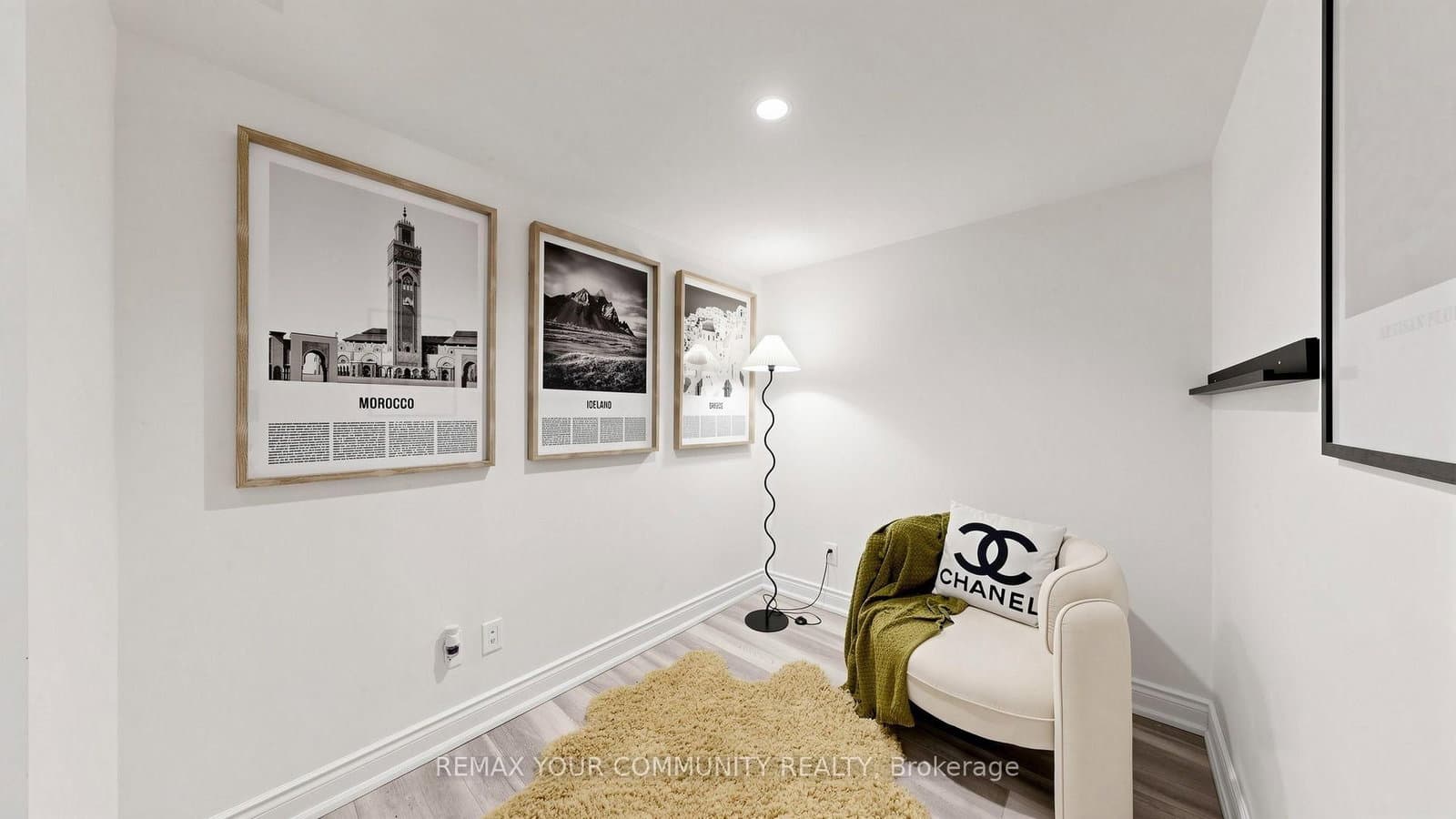 273 South Park Road, Unit 215 thumbnail 29