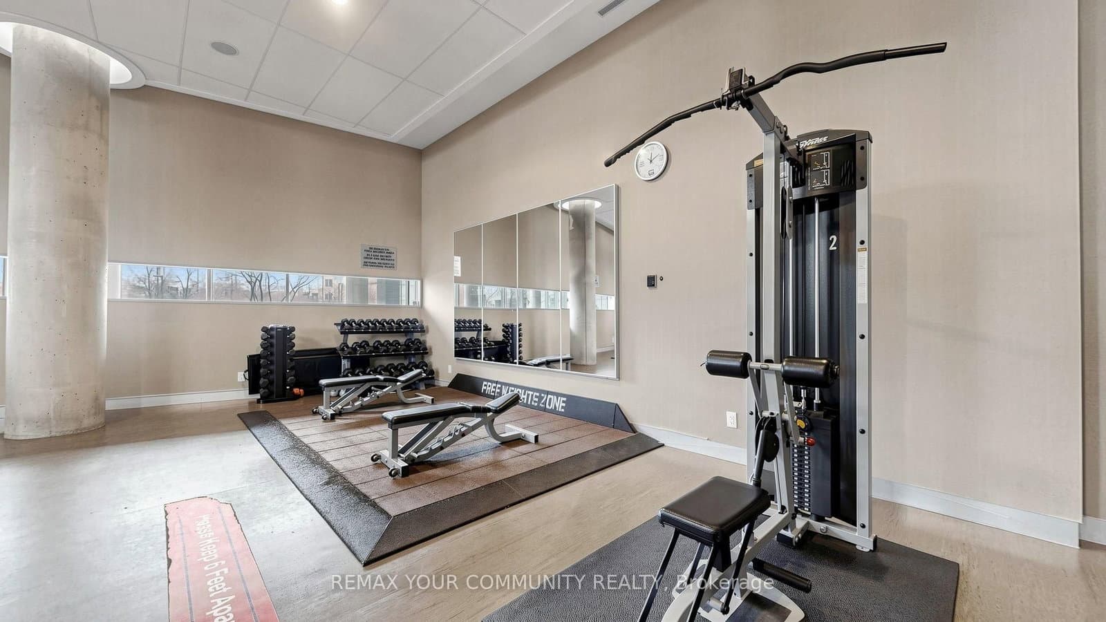 273 South Park Road, Unit 215 thumbnail 37