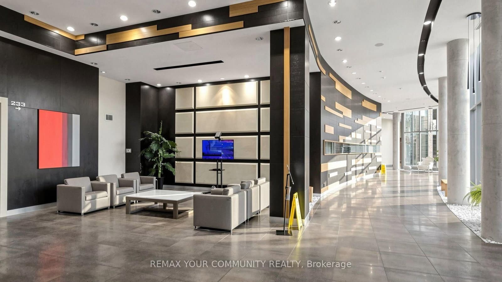 273 South Park Road, Unit 215 thumbnail 6