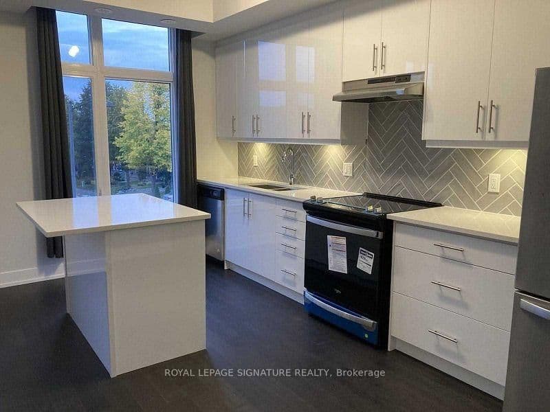 9570 Islington Avenue, Unit 222 thumbnail 3