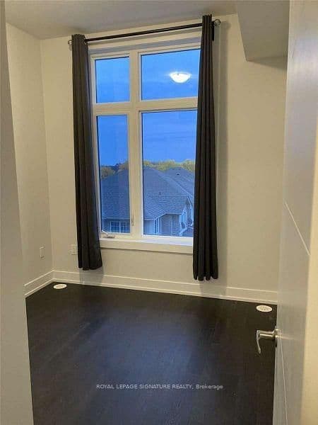 9570 Islington Avenue, Unit 222 thumbnail 4
