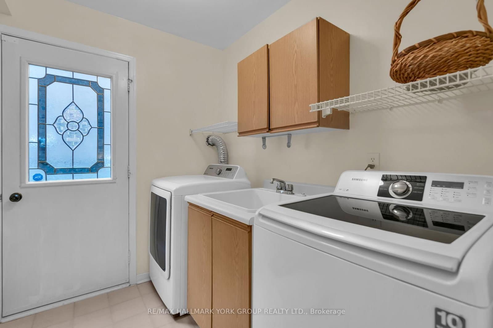 95 Gilbank Drive thumbnail 19