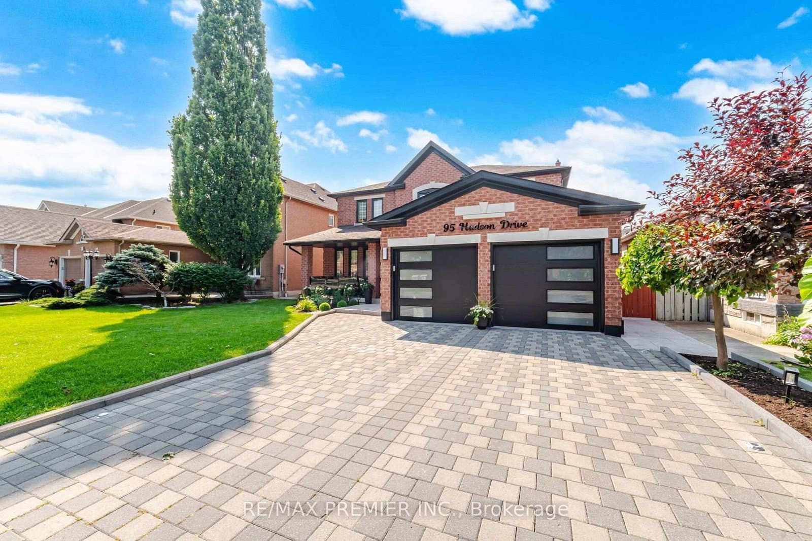 95 Hudson Drive thumbnail 3