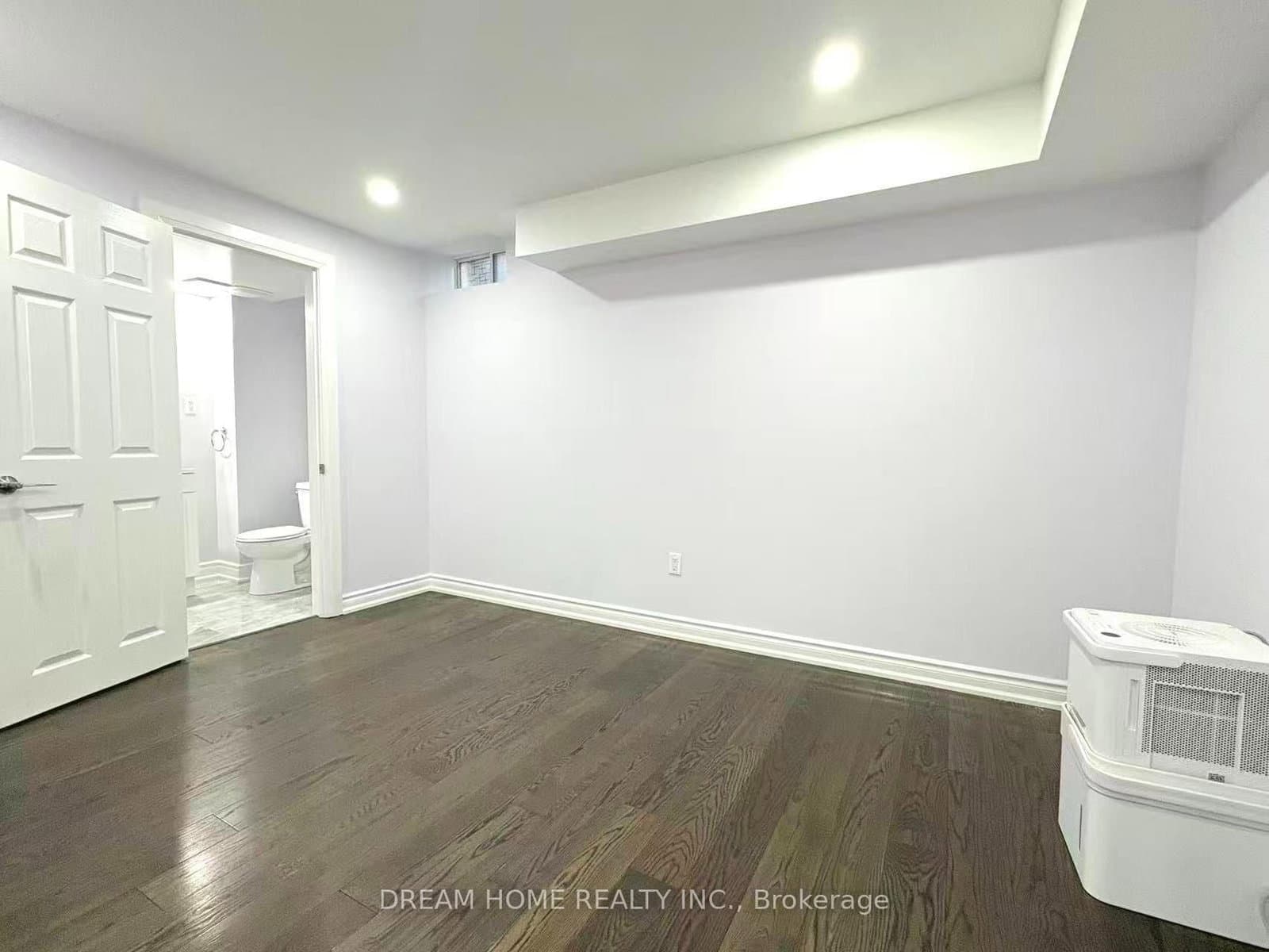 19 Erintol Way, Unit Bsmt thumbnail 10