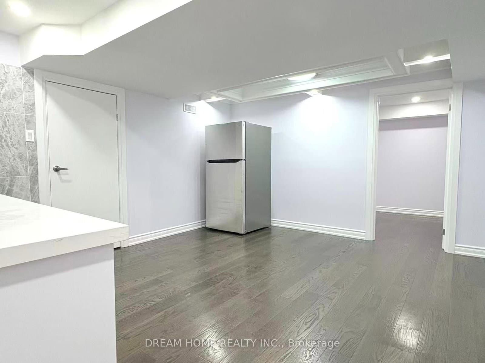19 Erintol Way, Unit Bsmt thumbnail 5