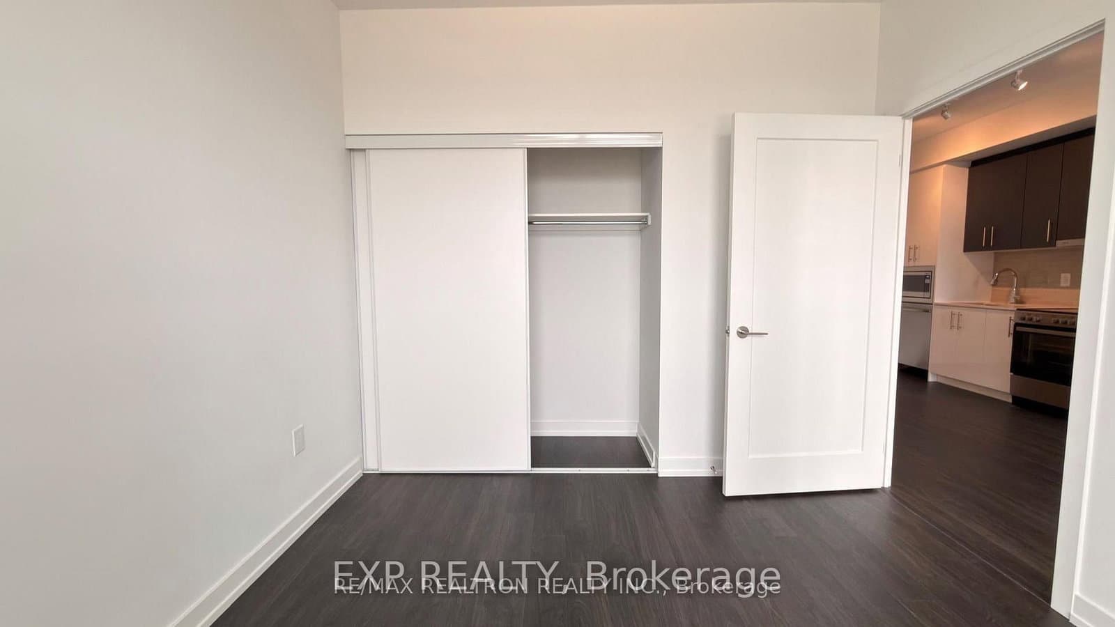 9751 Markham Road, Unit 1812 thumbnail 12