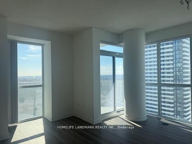 8 Interchange Way, Unit 2212 thumbnail 4