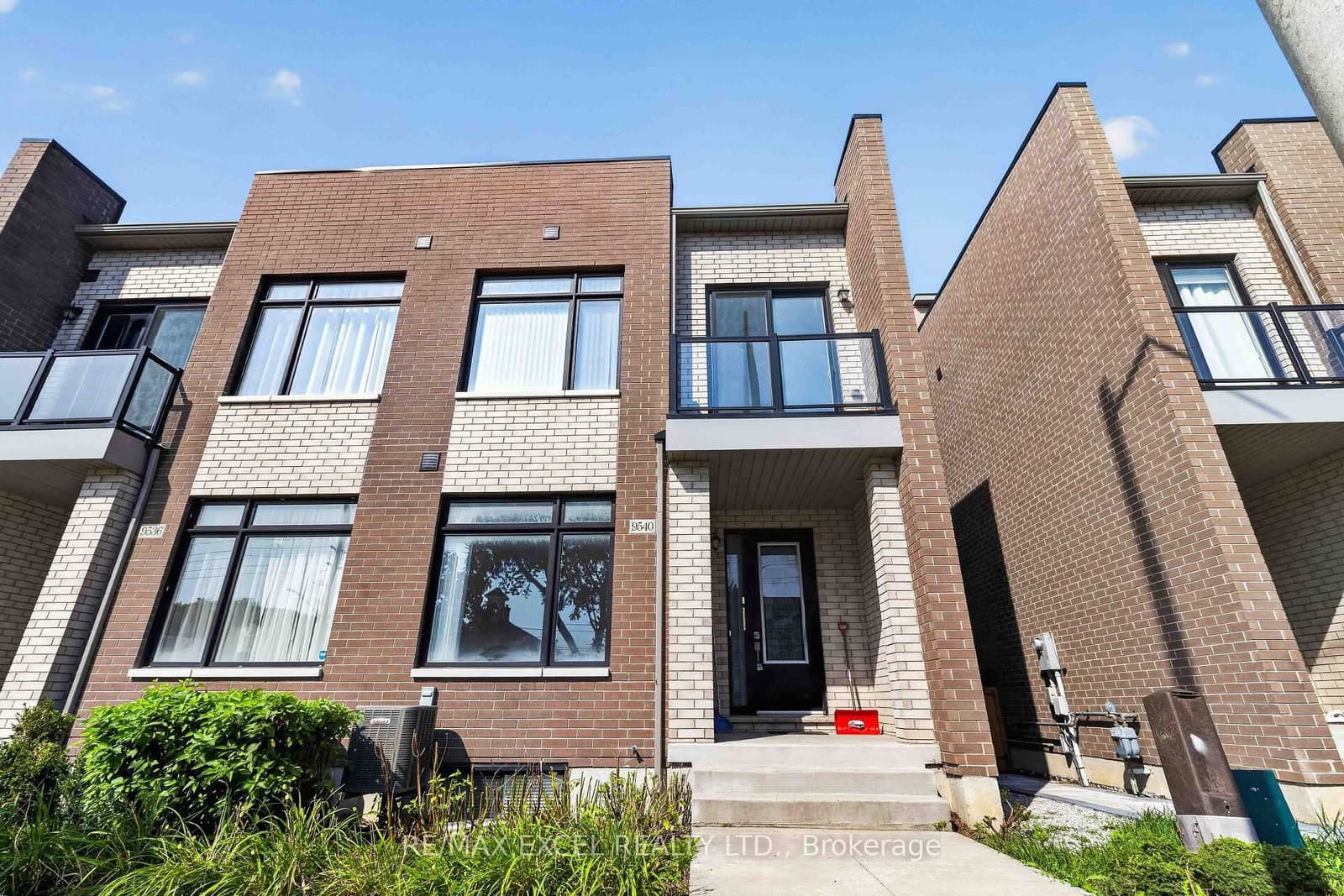 9540 Weston Road, Unit Upper